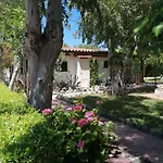 Nina's House , 1 *