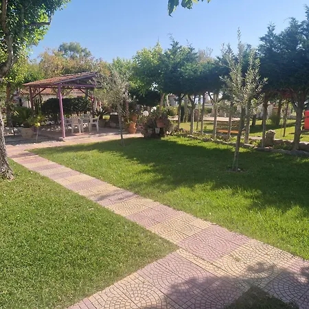 Nina's House , 1 Nyaraló