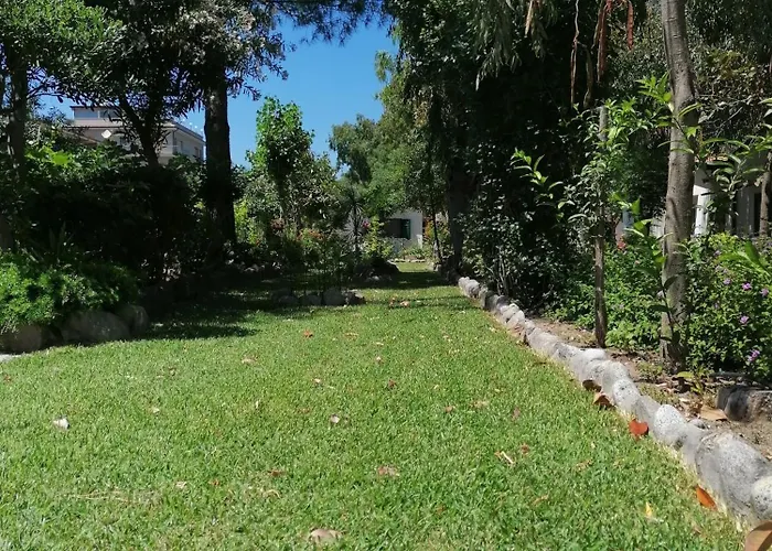 Nina's House , 1 Nyaraló *