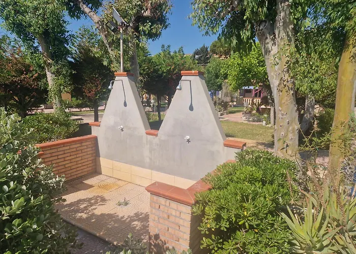 Nyaraló Nina's House , 1 *