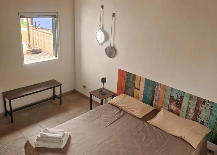 Nina's House , 1 Nyaraló